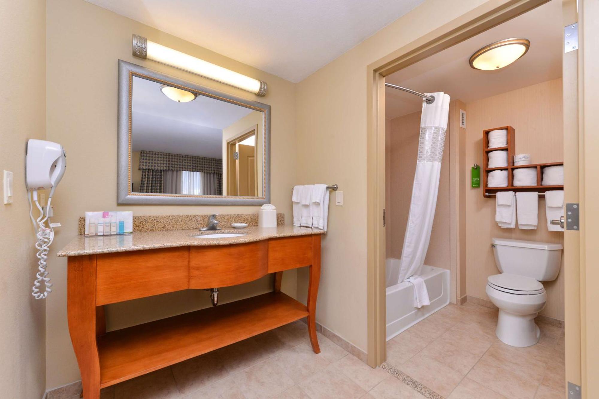 Hotel Hampton Evanston